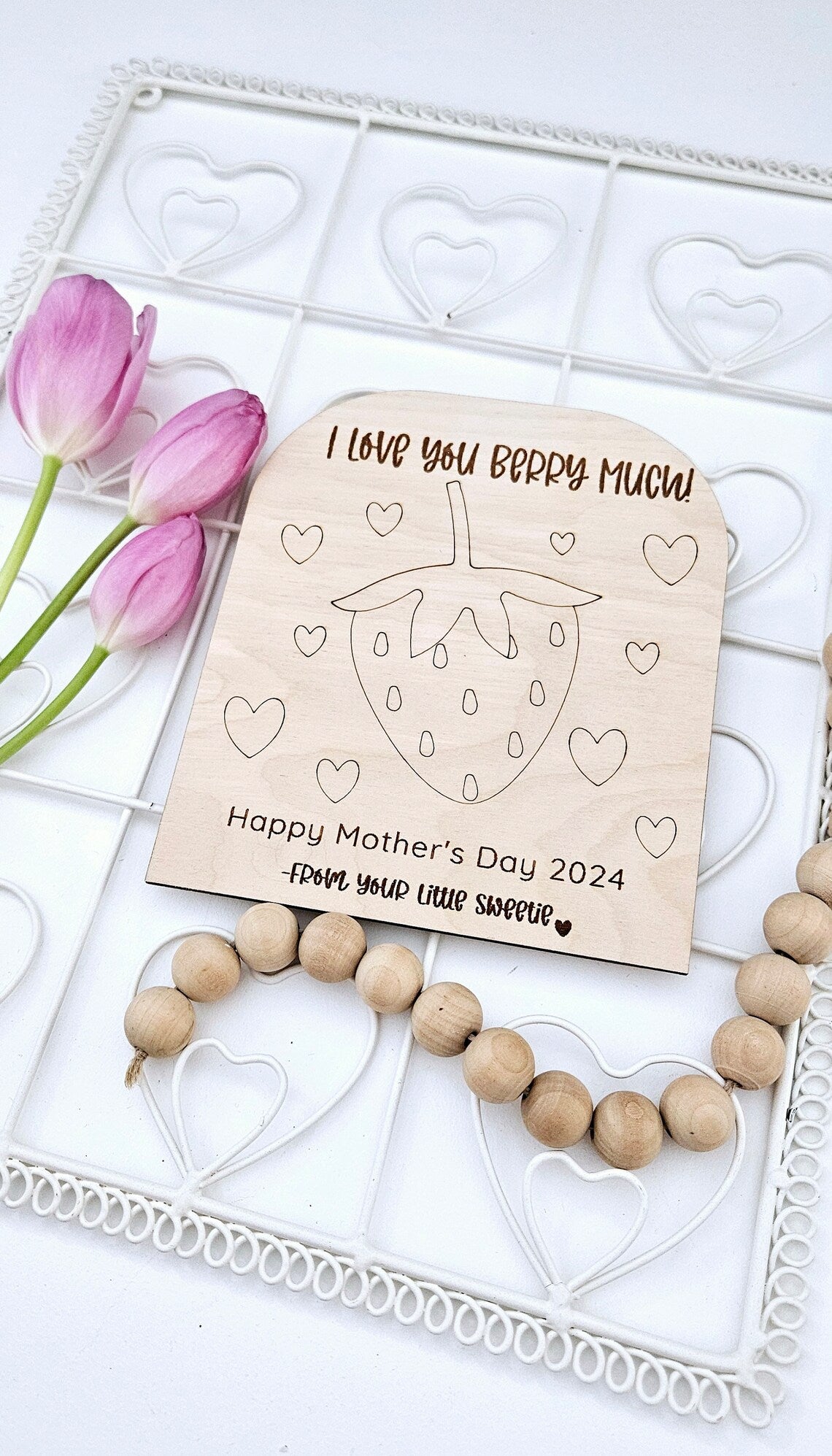 I Love you Berry Much DIY Mother's Day sign
