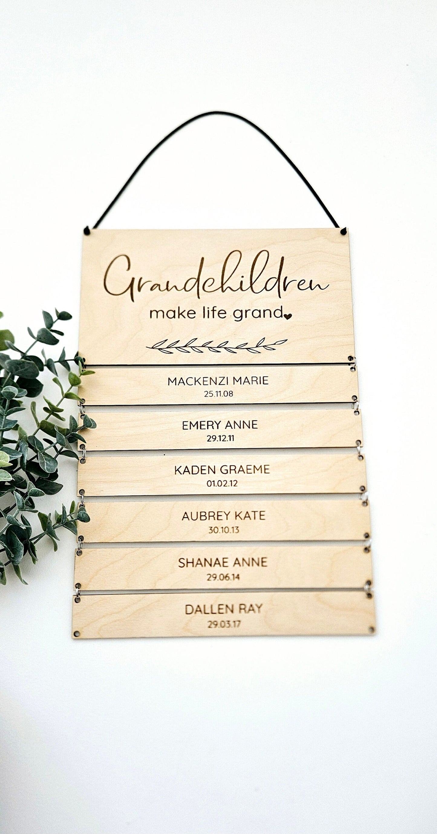 Personalized Grandchildren Make Life Grand Sign
