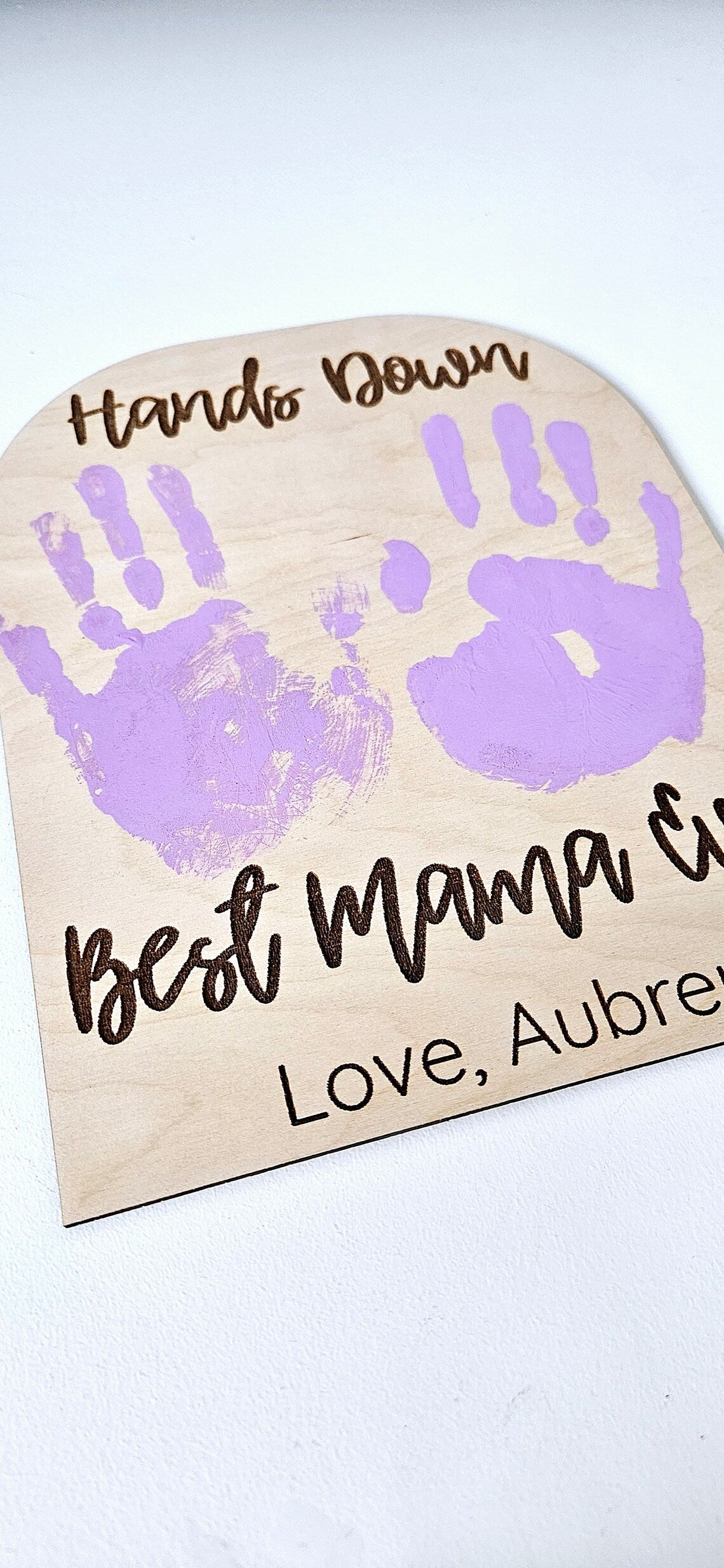 Hands Down Best Mama Ever DIY Handprint Mother's Day sign